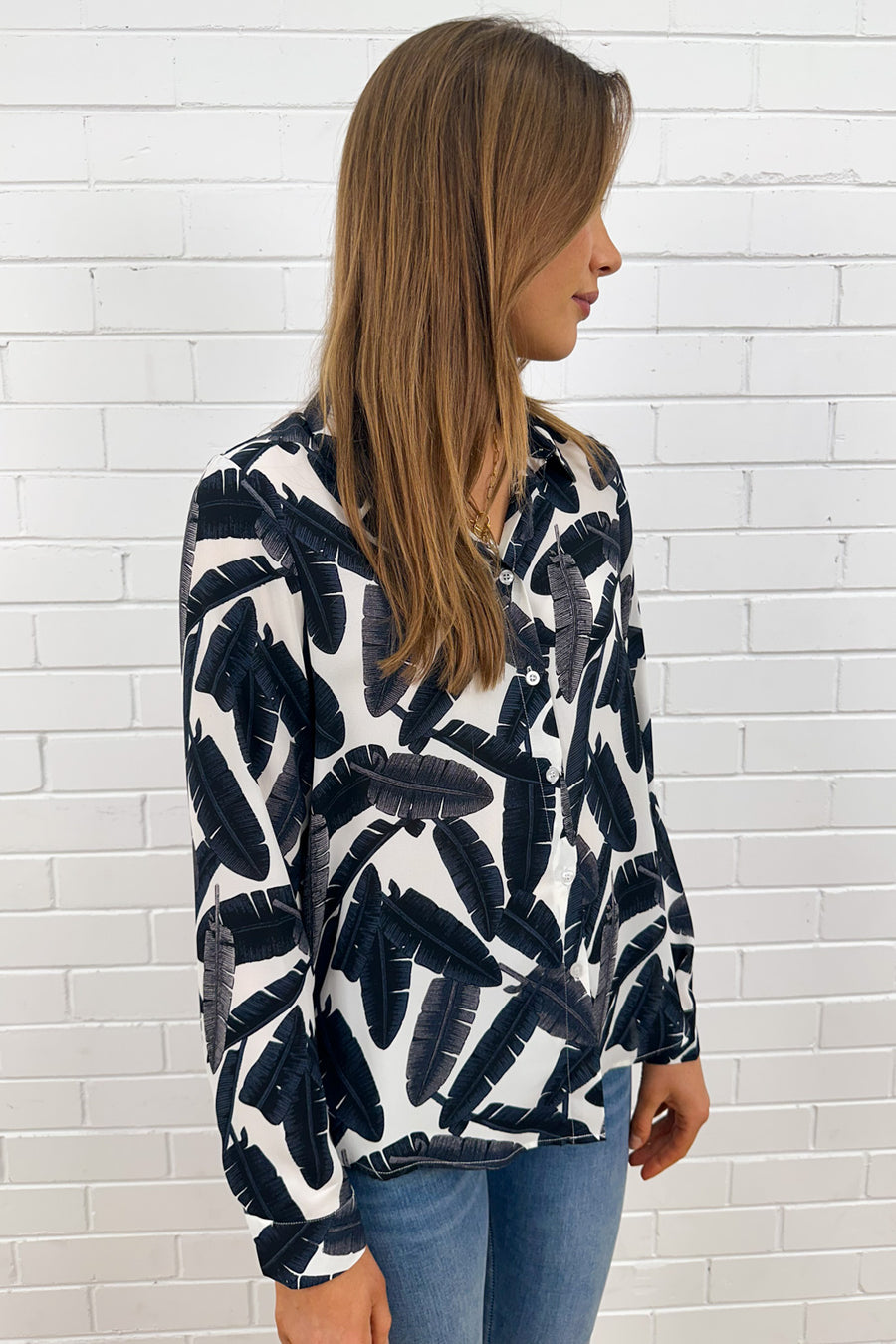 White Navy Leaf