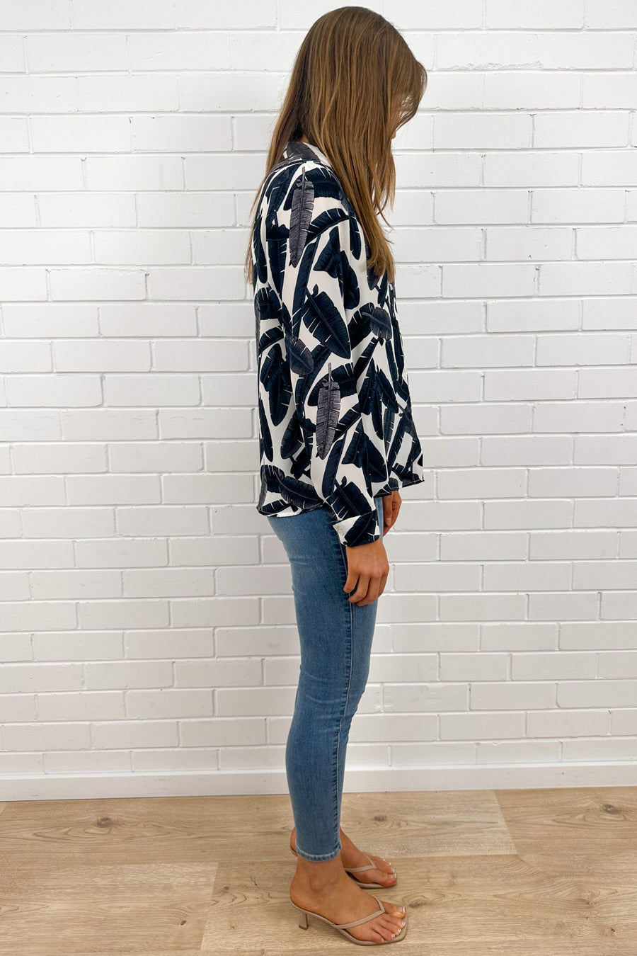 White Navy Leaf