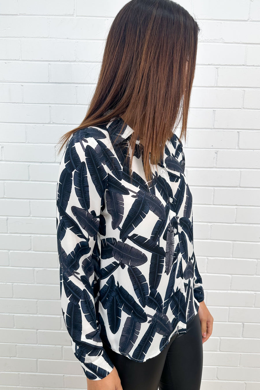 White Navy Leaf