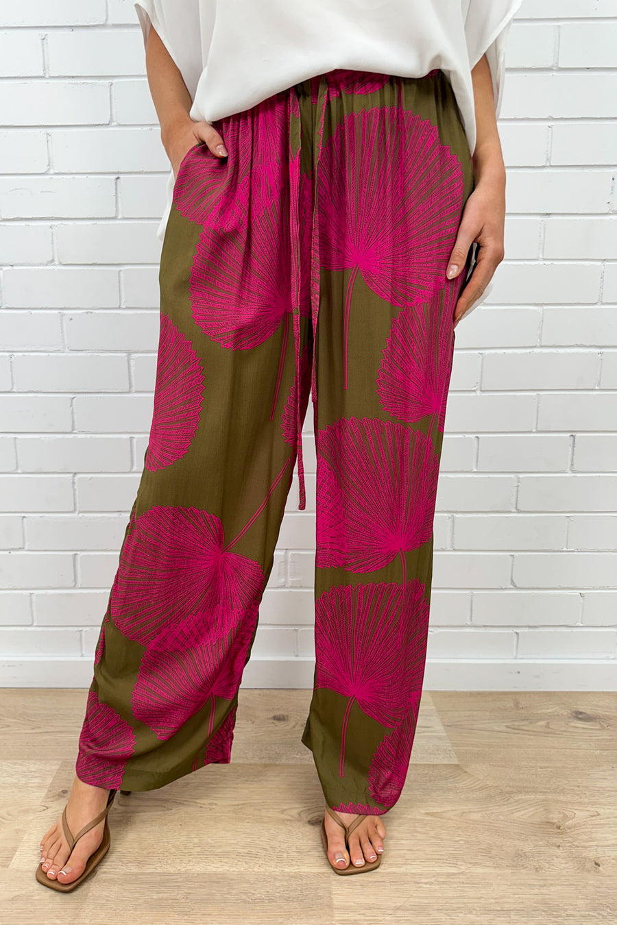 Olive Pink Palm