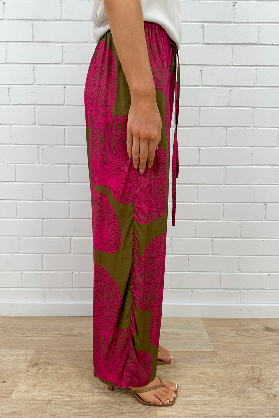 Olive Pink Palm