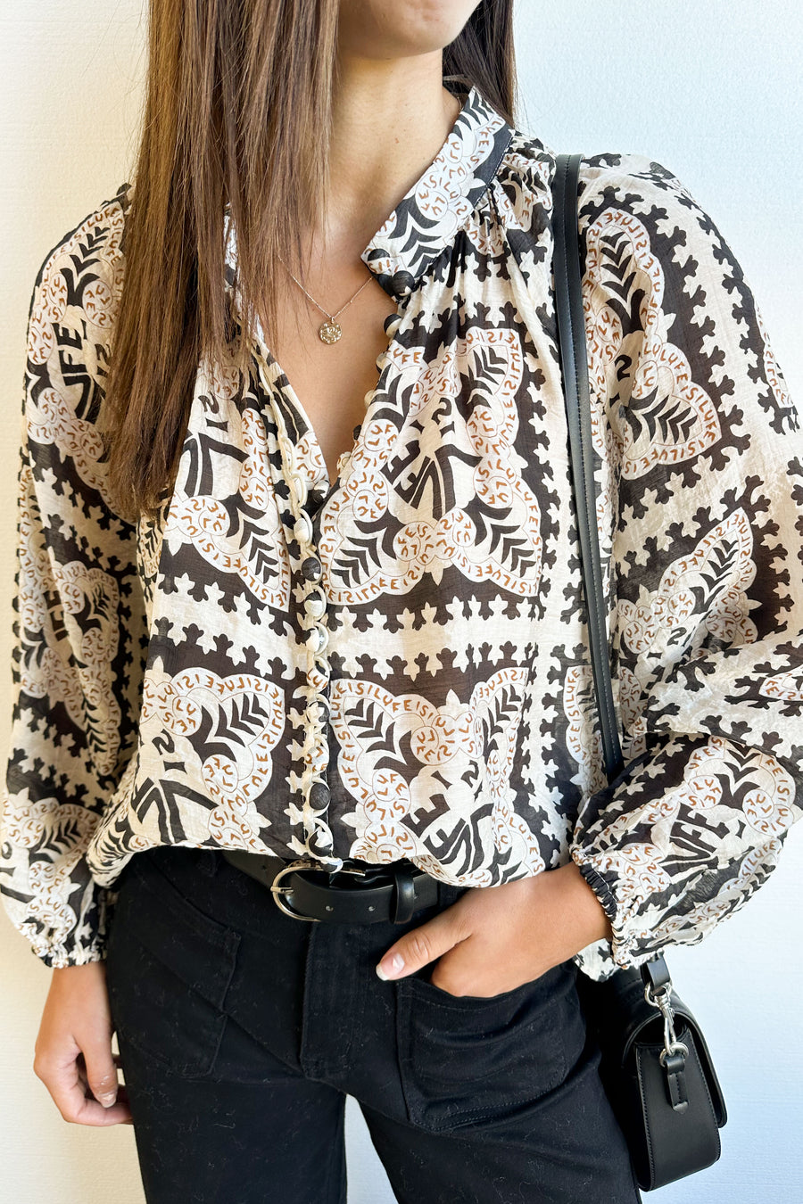 Black Geometric