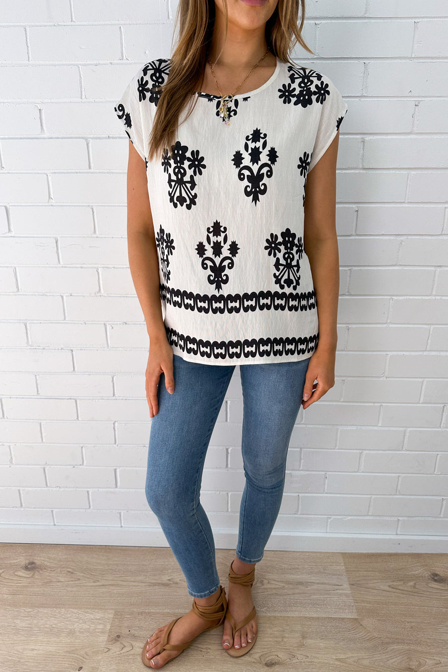 Cream Black