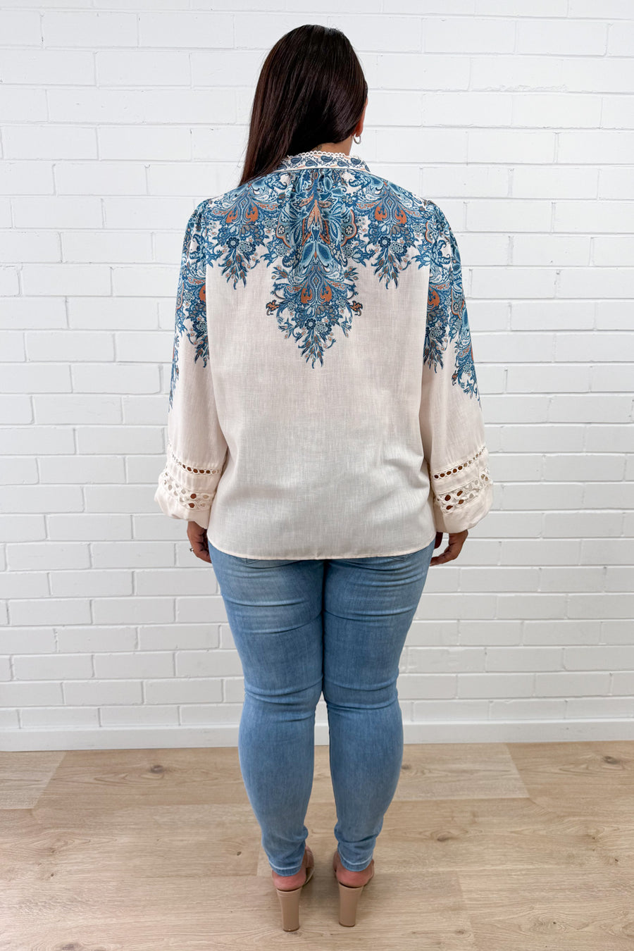 Cream Blue Paisley