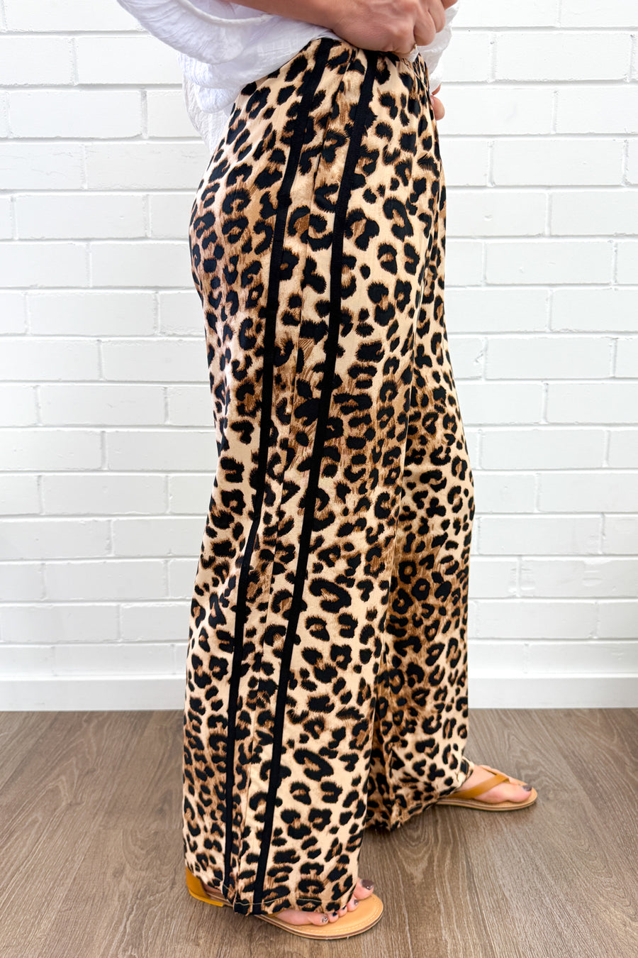 Leopard Black