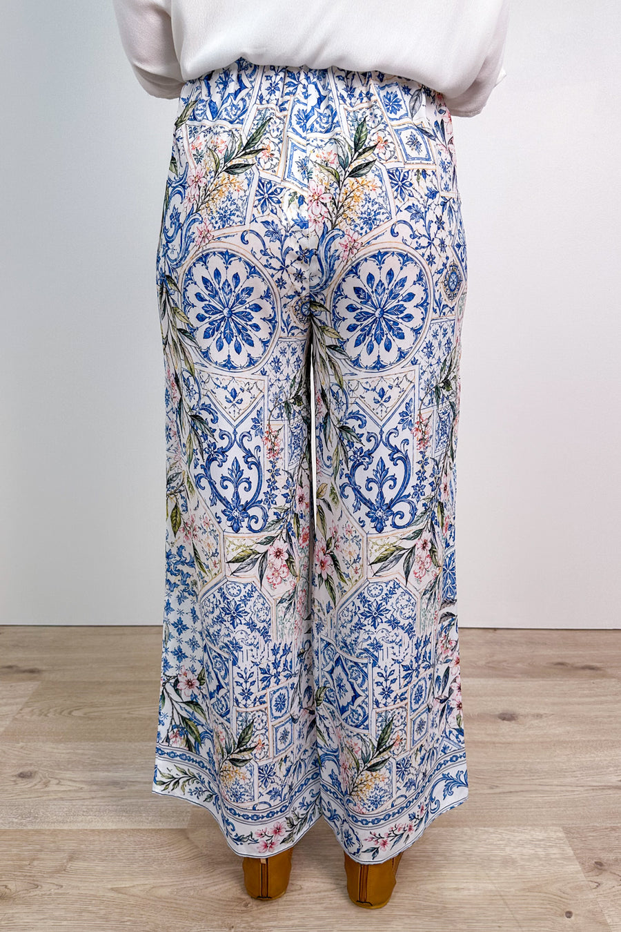 Floral Tile Print