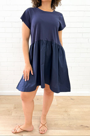 Navy: rosaline