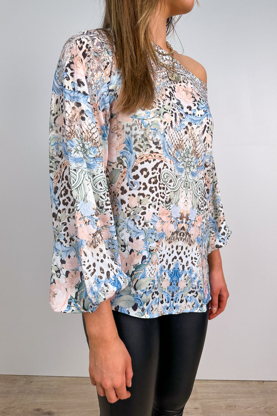 Botanical Chain Print
