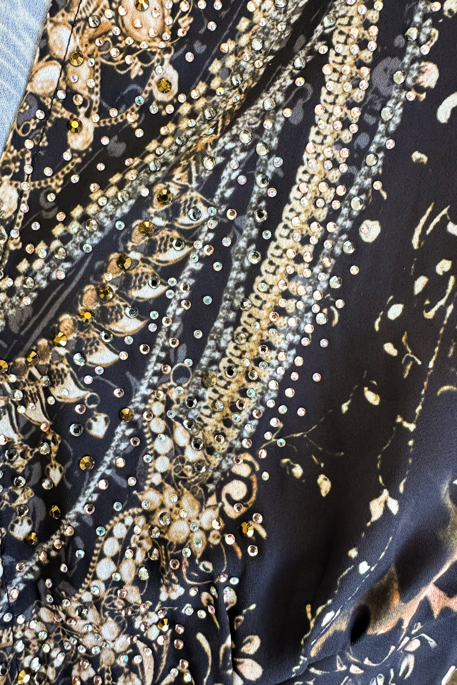Black Vintage Pearl