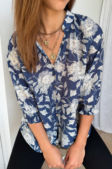 Navy Cream Floral: kym