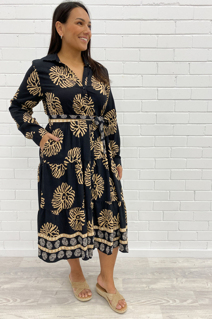 Black Tan Print