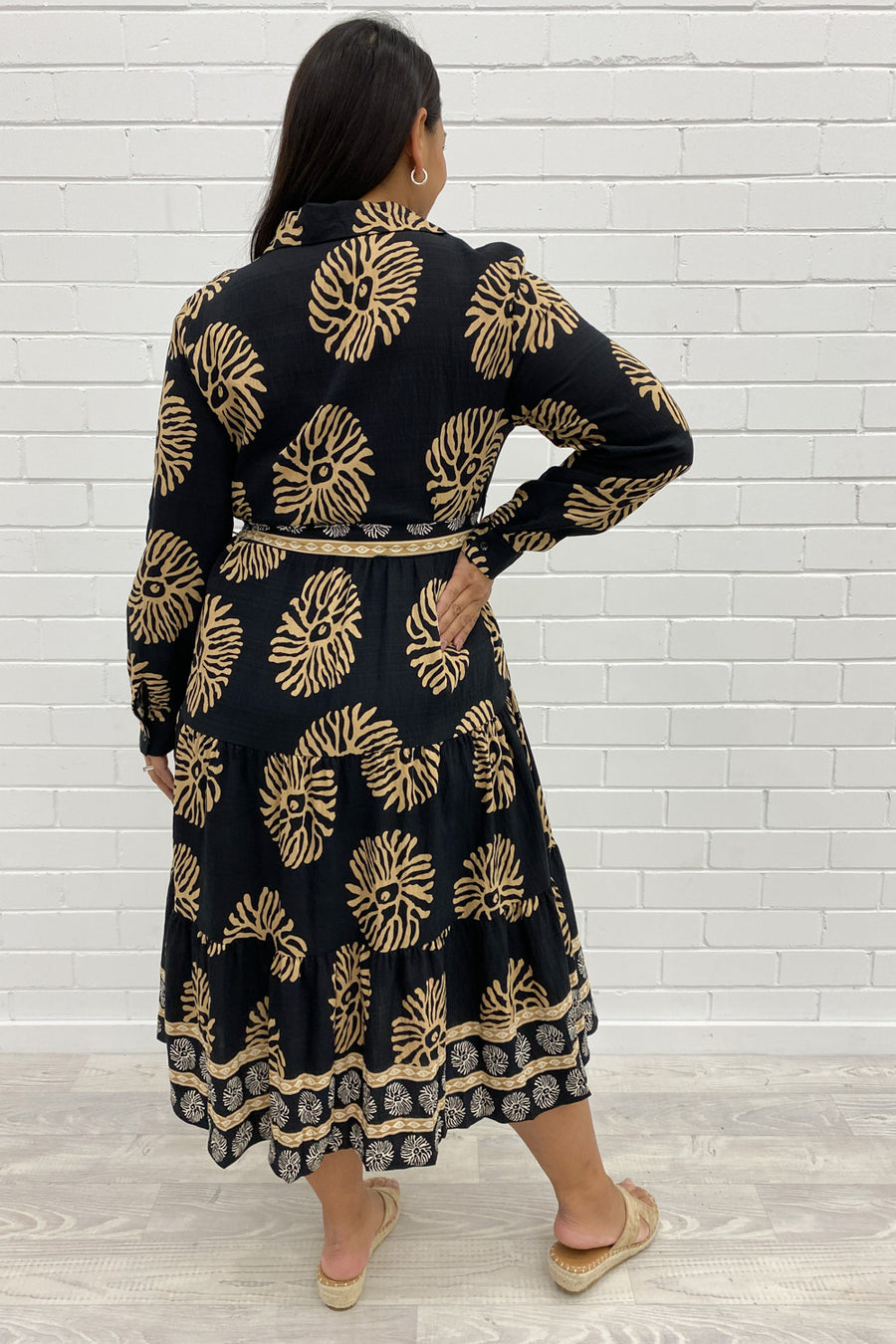 Black Tan Print