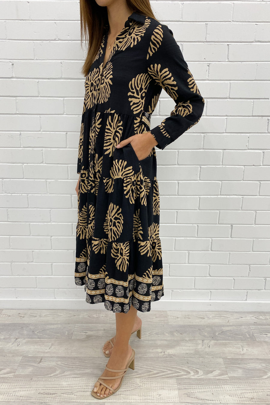 Black Tan Print