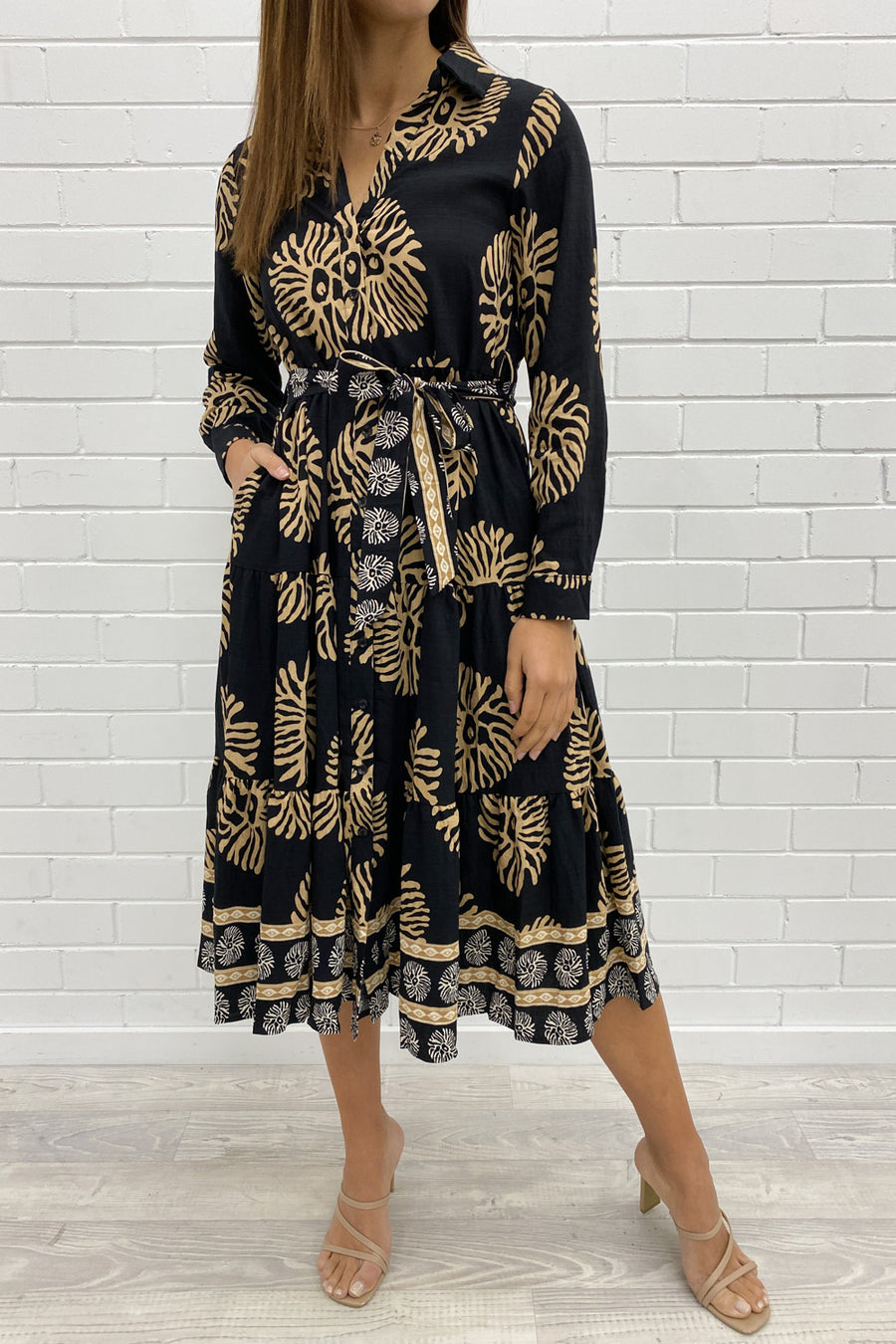 Black Tan Print