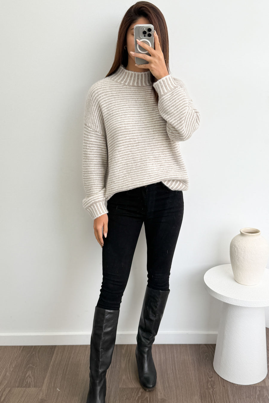 Natural White Stripe