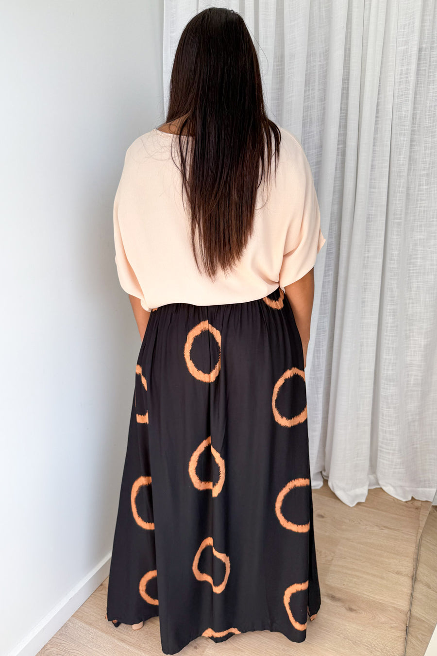 Black Circle Print