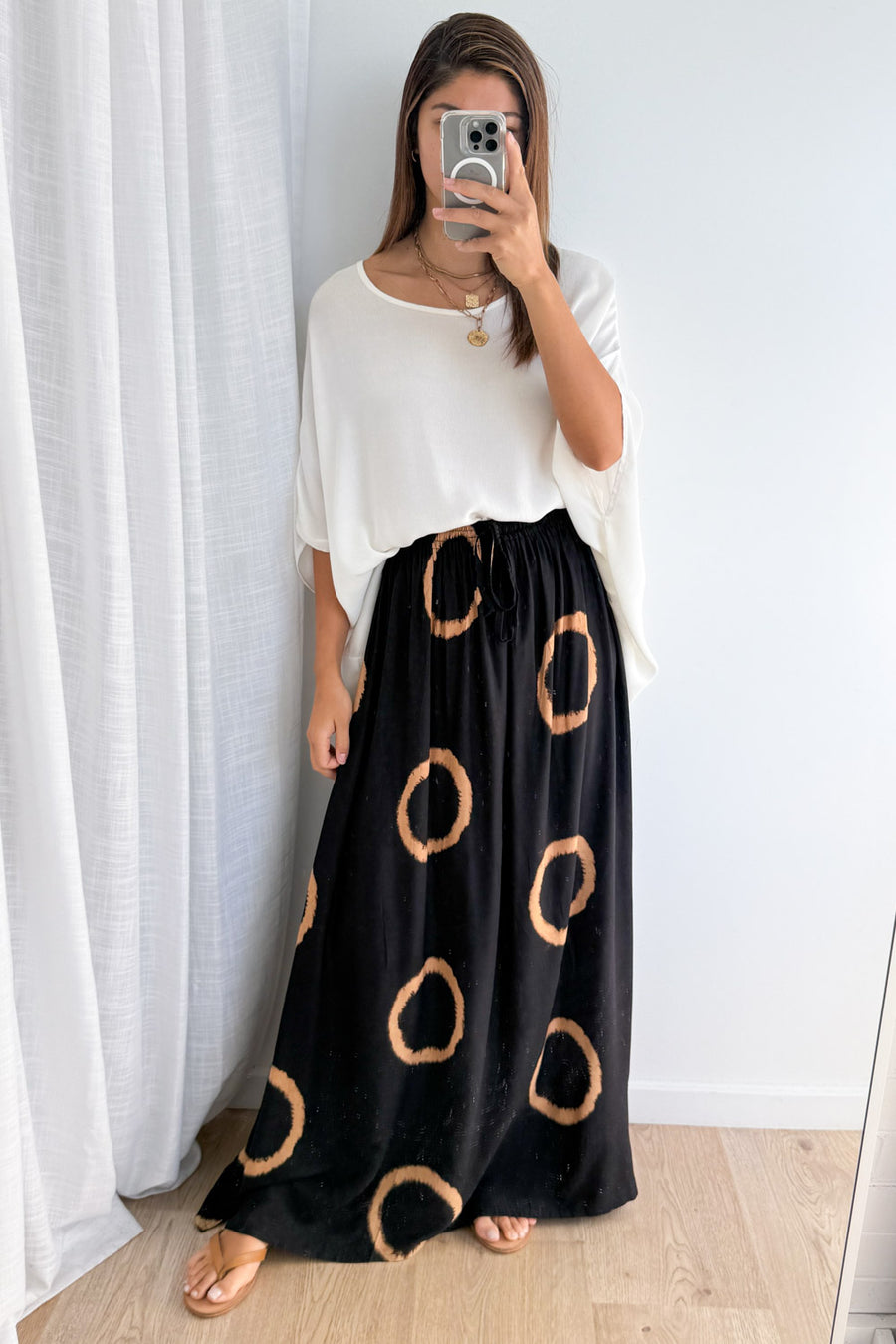 Black Circle Print