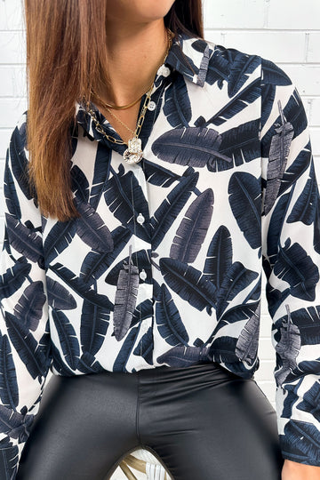 White Navy Leaf: kym