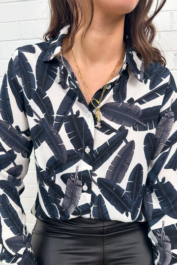 White Navy Leaf: mia