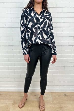 White Navy Leaf: mia