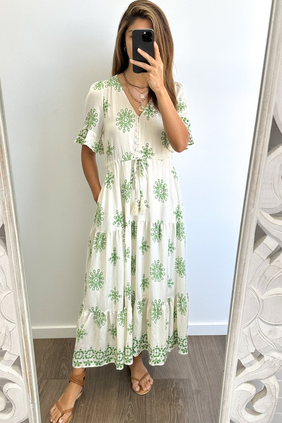 Cream Green