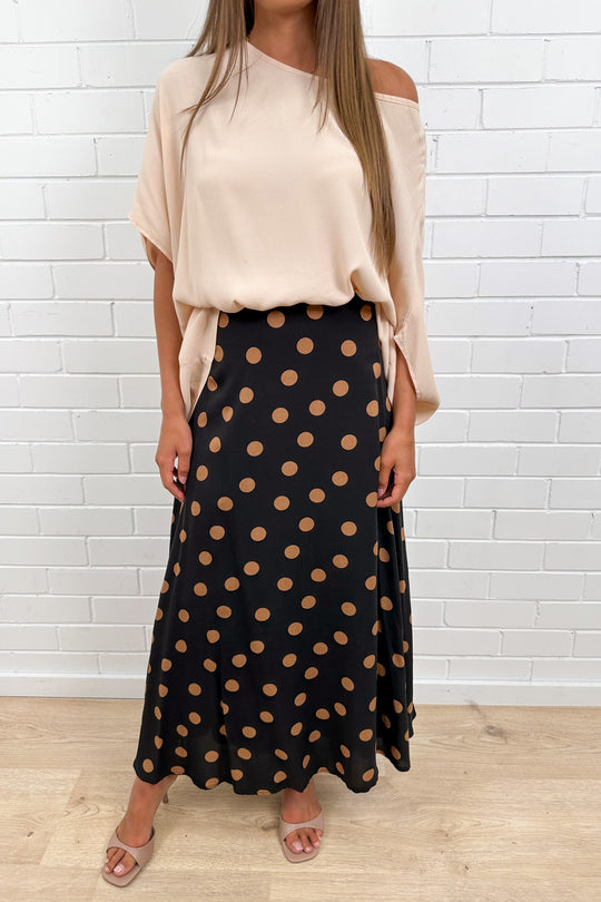 Tan Polka Dot: taylor