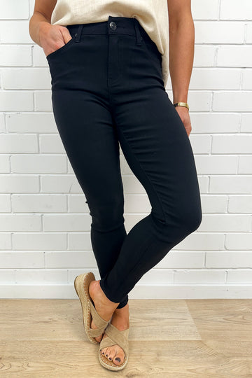 Black: bri