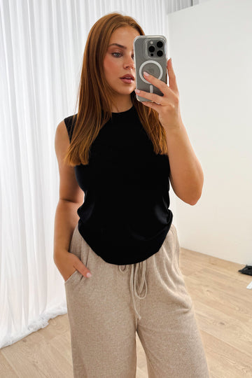 Black: georgie