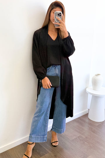Black: kym