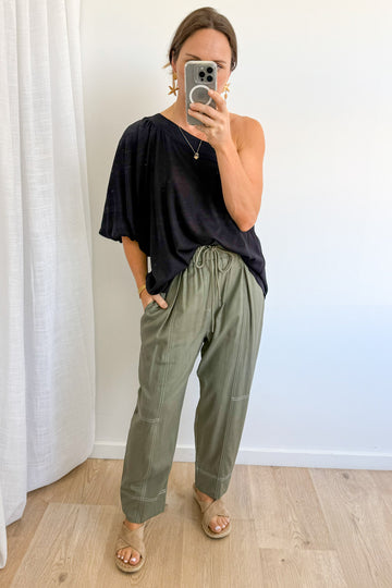 Khaki: bri