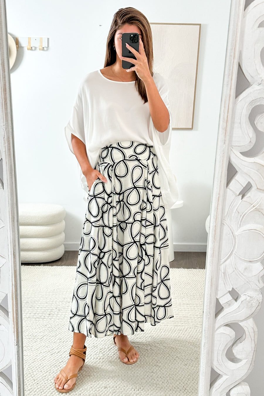 White Black Swirl