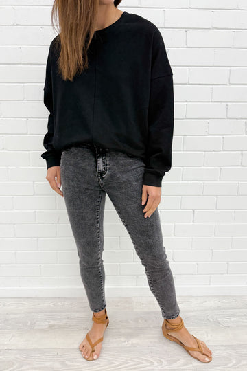 Black: kym
