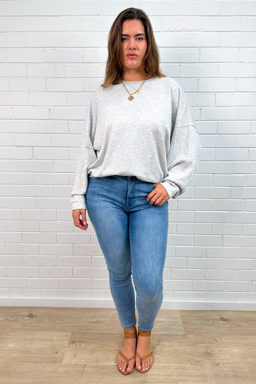 Grey: maria