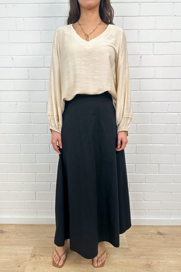 Black: mia