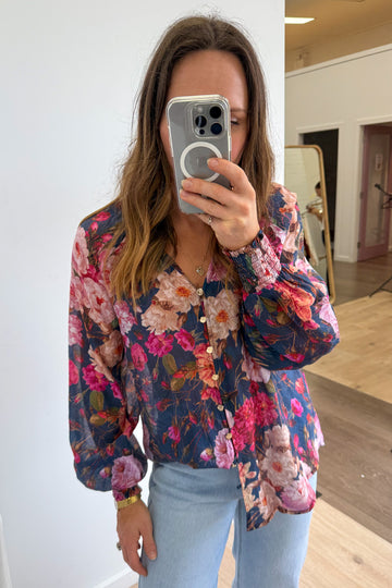 Navy Floral: bri
