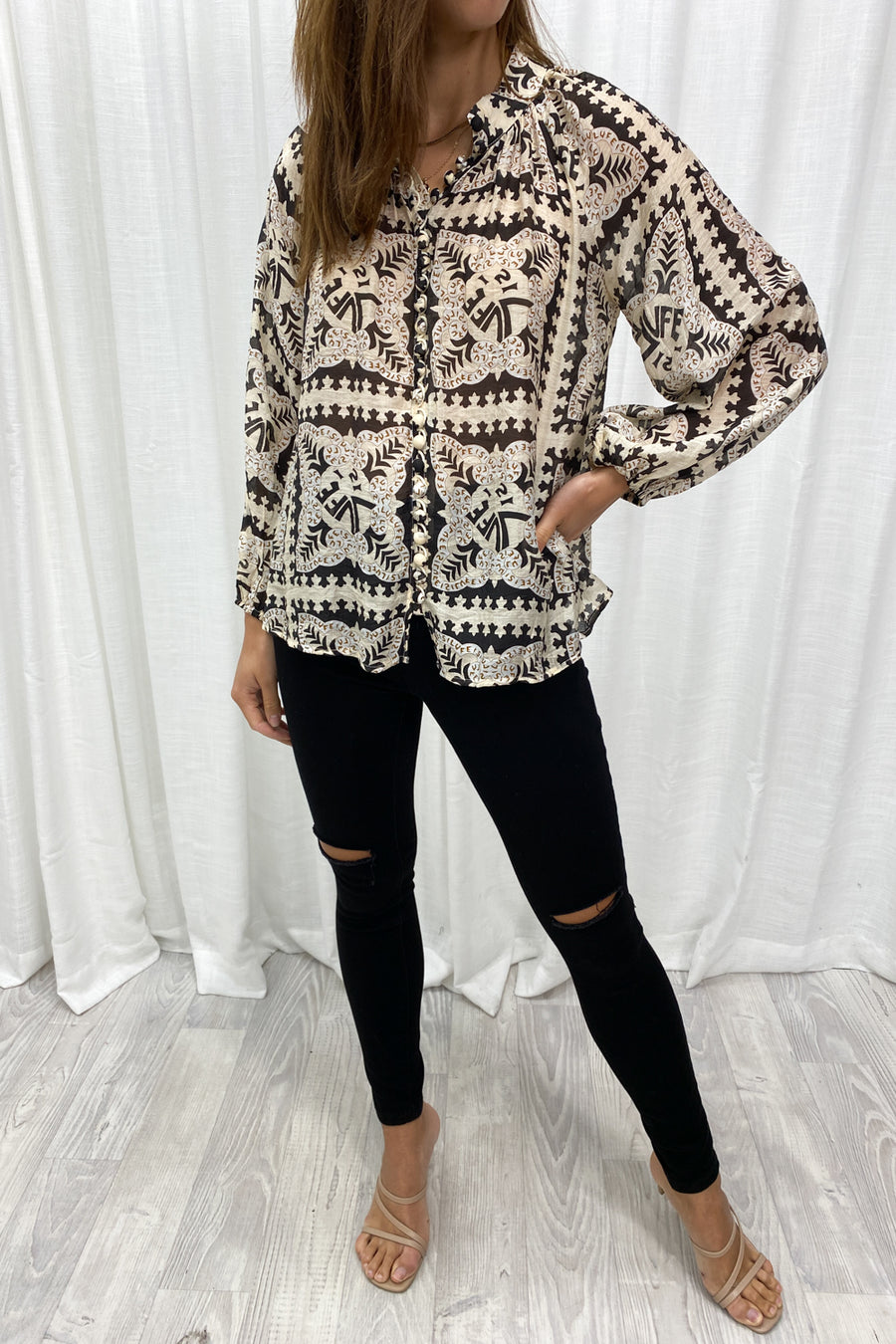 Black Geometric