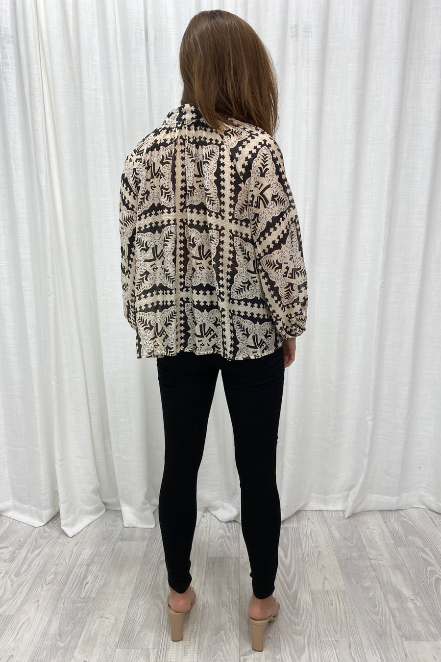 Black Geometric