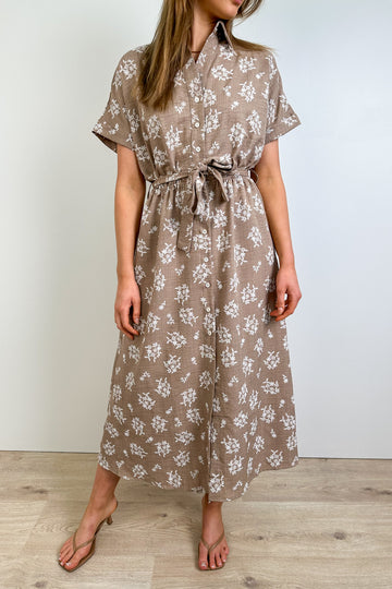 Taupe: eve