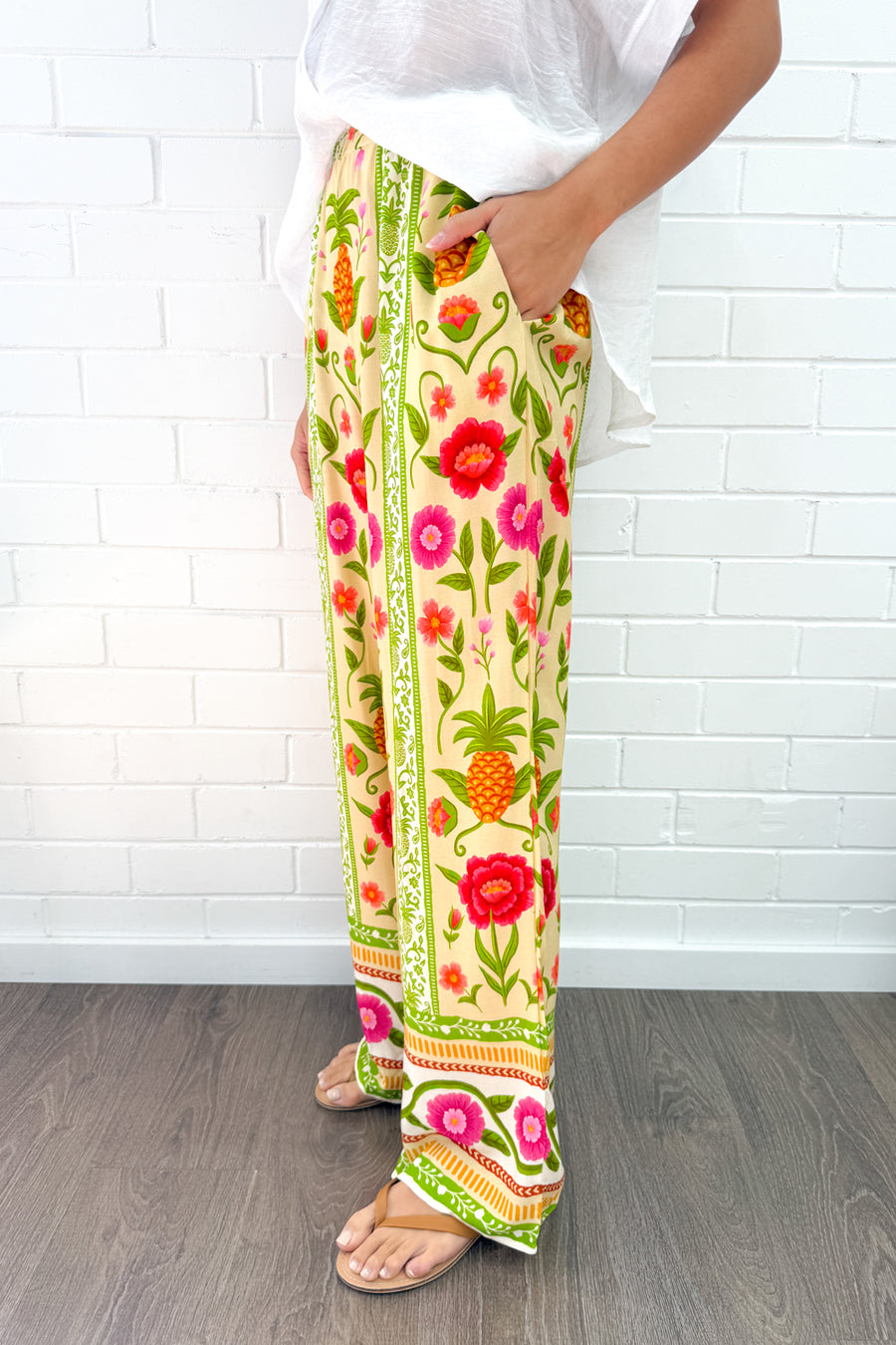 Pineapple Floral