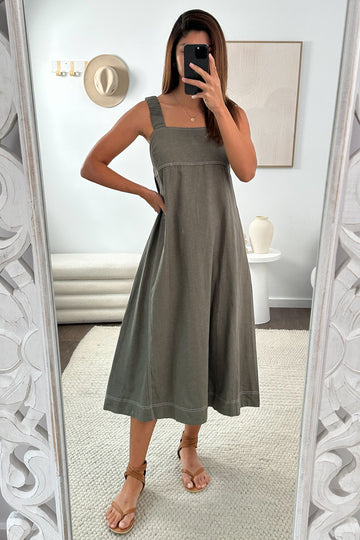 Khaki: kym