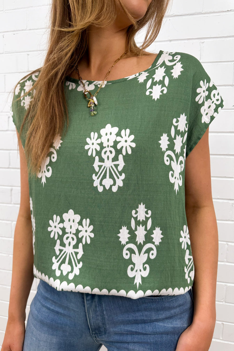 Green White