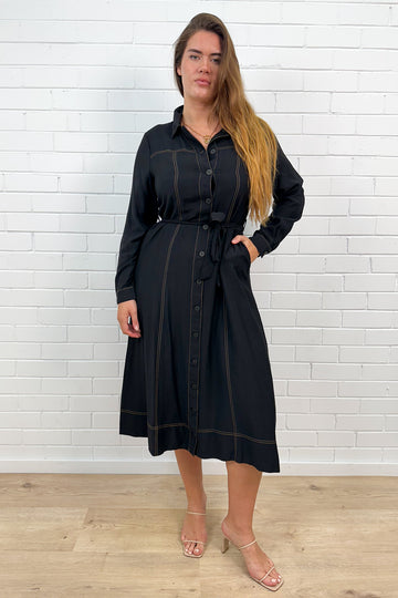Black: maria