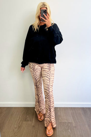 Beige Zebra: beth