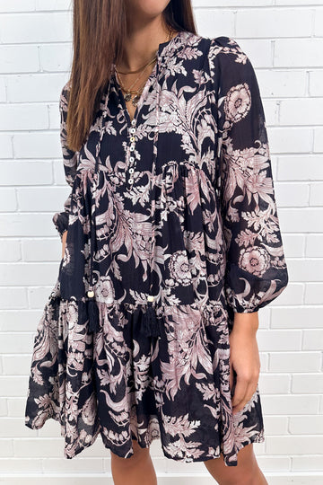 Black Floral: kym