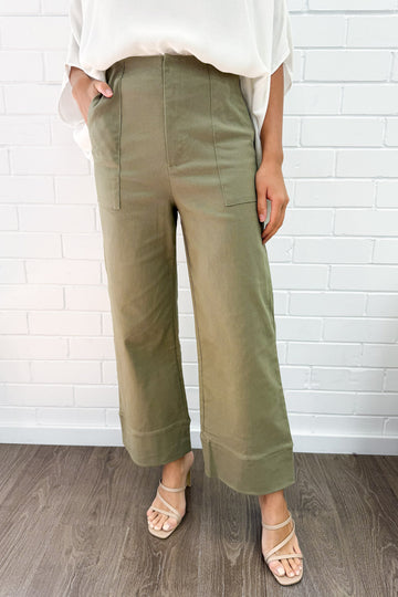 Khaki: kym