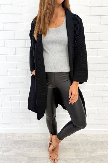 Black: kym