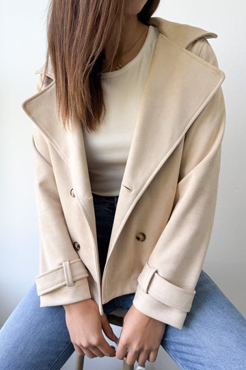 Beige: kym
