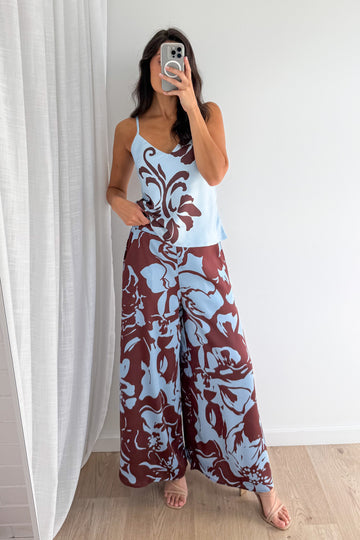 Chocolate Abstract Palm: kate