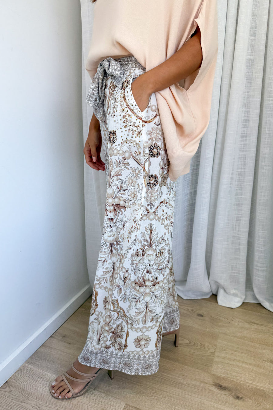 Cream Vintage Floral
