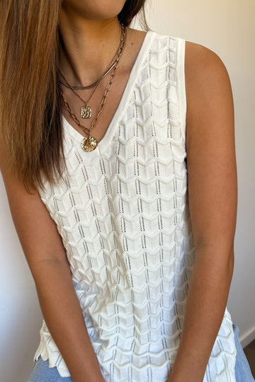 White: kym